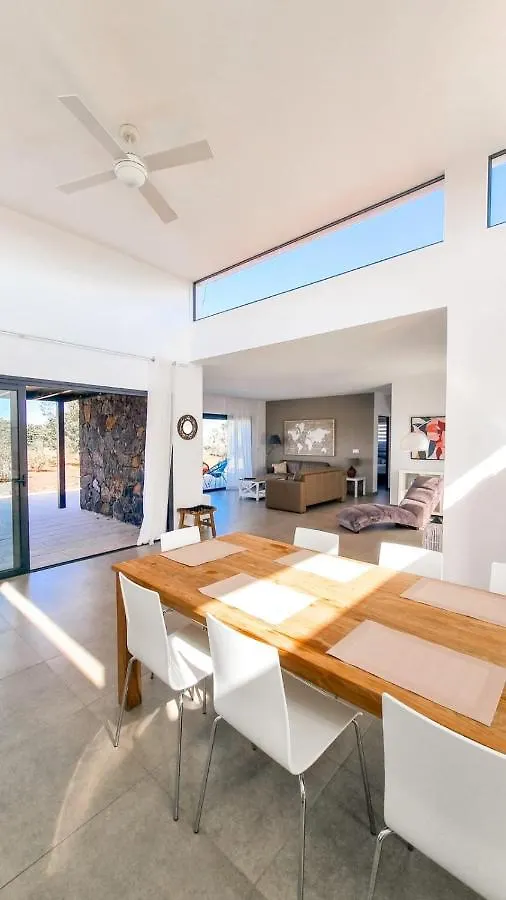 Villa Wind Wave 28A Heated & Shared Pool Lajares